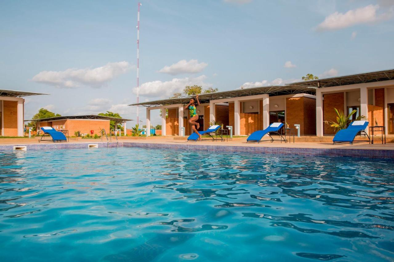 Dunia Hotel Ouagadougou Loumbila 외부 사진
